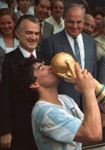 ワールド カップ 1986の輝かしい勝利と感動